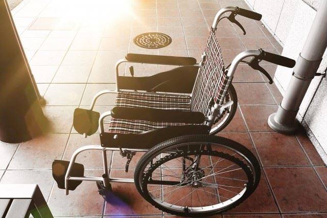 町田市の粗大ごみ収集に出す車椅子